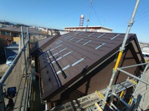 ソーラー架台取り付け