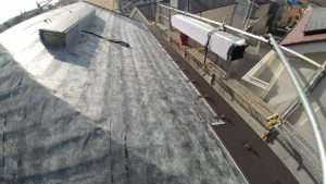 屋根改修用下地材タディスセルフの施工
