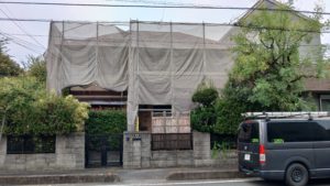 志木市の屋根塗装工事。