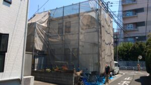 さいたま市で、外壁塗装工事中。
