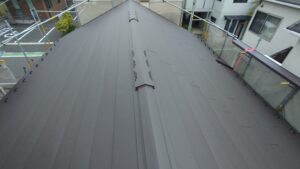 スーパーガルテクトで、屋根カバー工法。