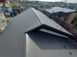 スーパーガルテクト葺き