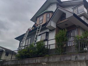 雨漏り修理中