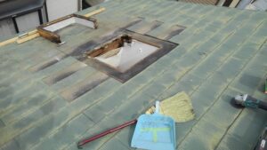 天窓の解体撤去