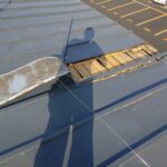 和光市で、屋根の破損